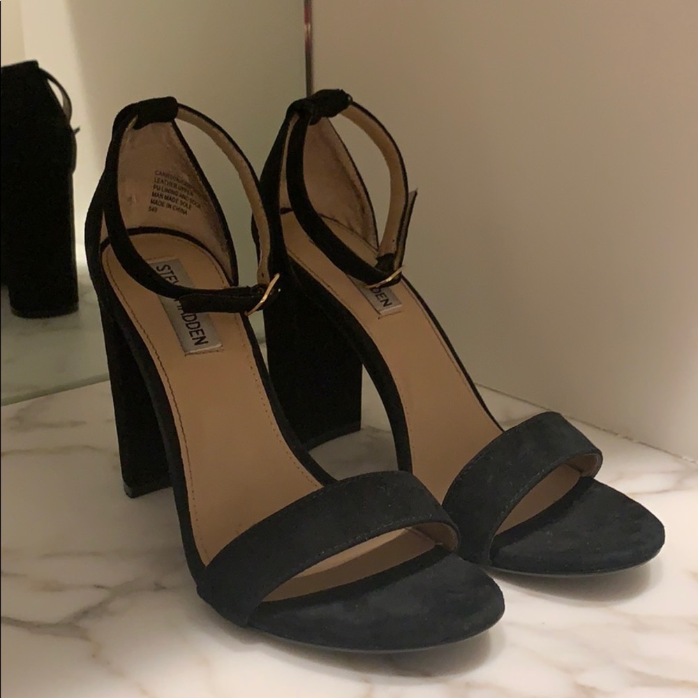 Black Steve Madden suede heels